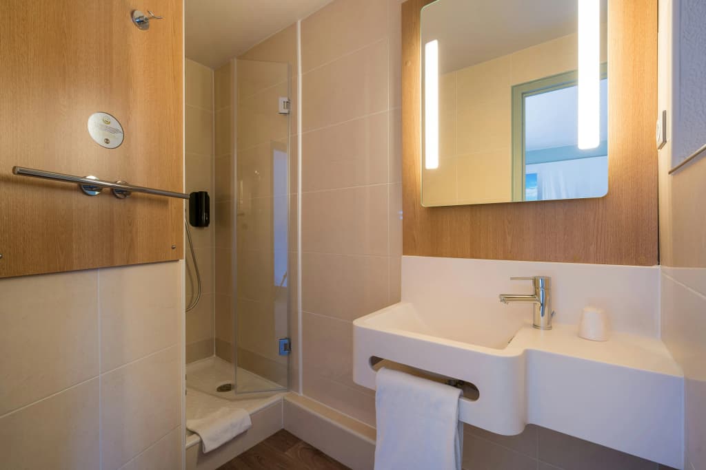 B&B HOTEL Auray Carnac - Miniature 8