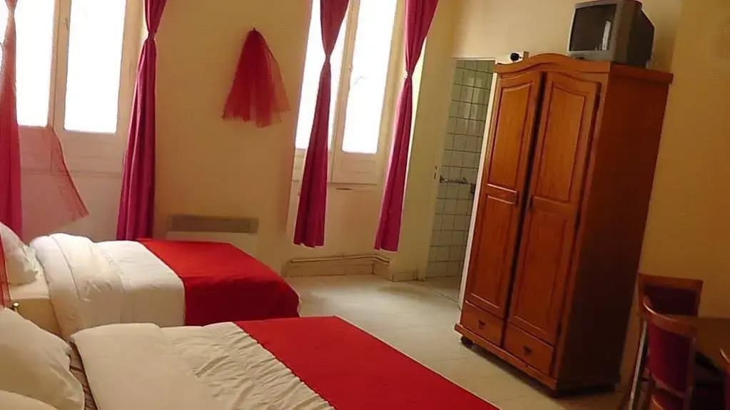 Hôtel de la Renaissance - Photo 5