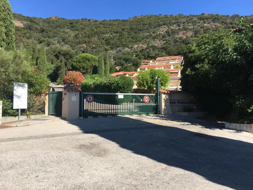 Studio/jardin/piscine/plage Le Lavandou Pramousquier - Miniature 8