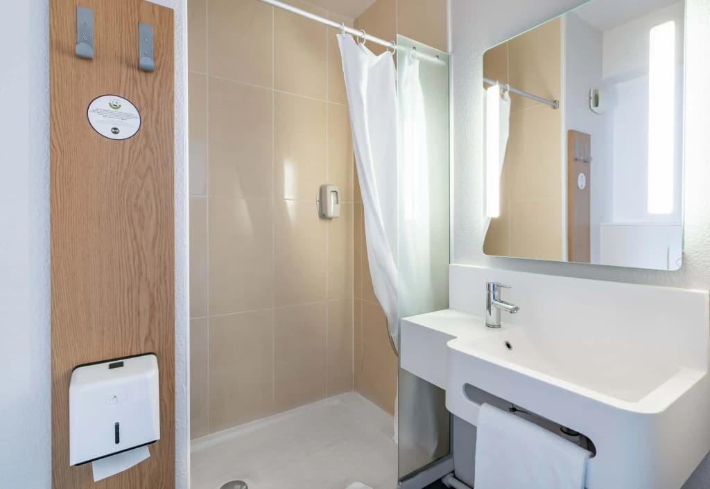 B&B HOTEL Bordeaux Sud Mios - Miniature 8