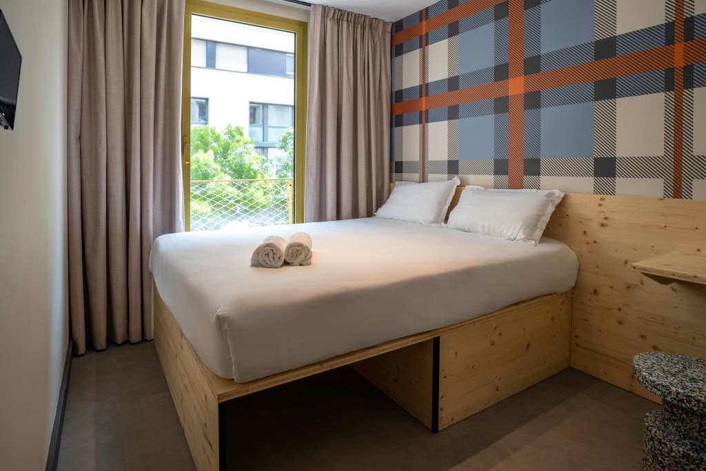 easyHotel Marseille Euromed - Photo 2