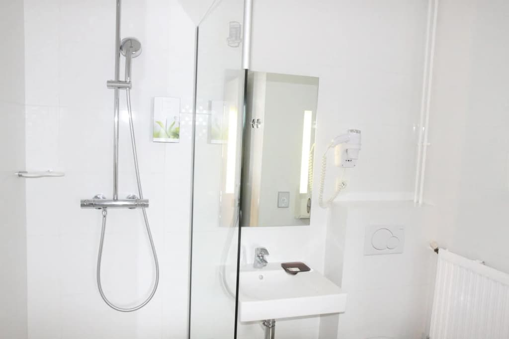 Hôtel ibis Styles Clermont-Ferrand Gare - Miniature 8