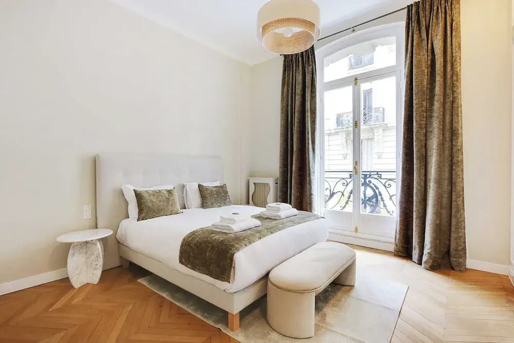 Spacious Apartment - 2br/4p - Arc de Triomphe - Miniature 8