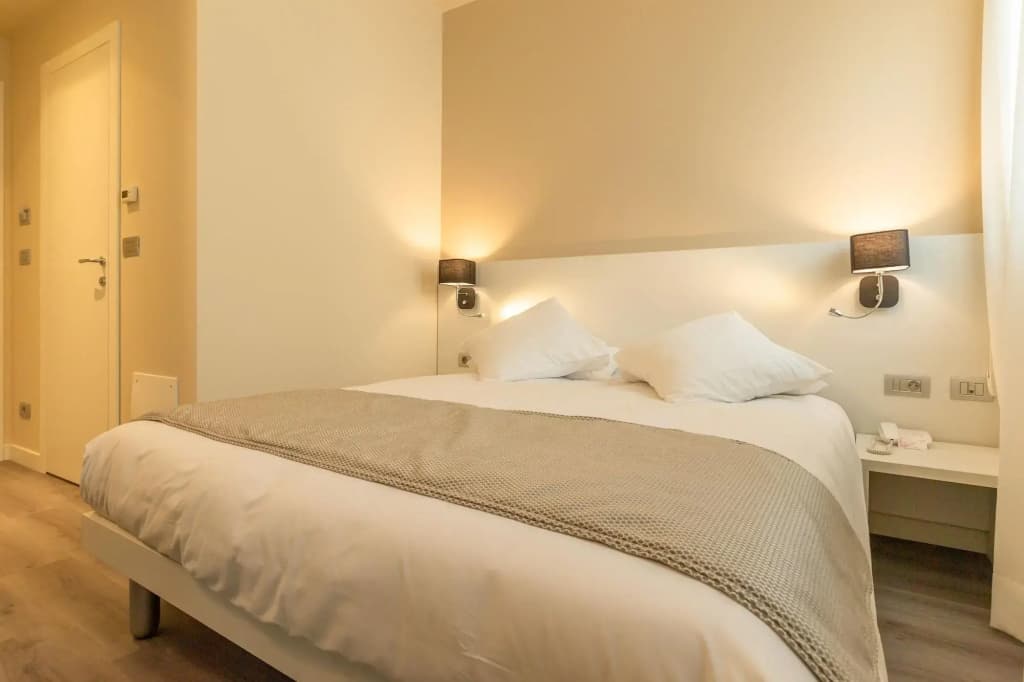 La Dolce Vita Hotel - Photo 5