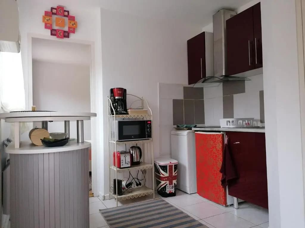 Charmante Maisonnette indépendante avec parking 5 mn Rouen - Miniature 7