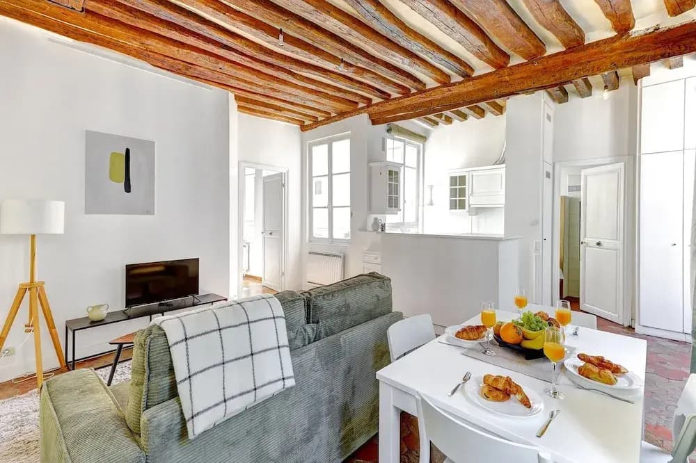 Charming 1BR Near Latin Quarter - Photo 5