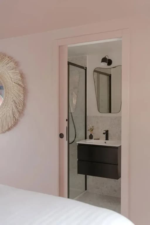 LA PENICHE Bed & Bicycle - Aigues Mortes - Miniature 8