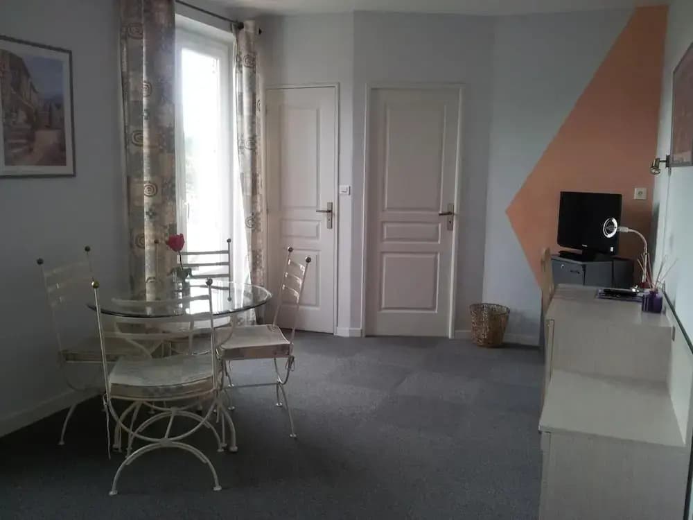Hôtel Beau Site - Photo 3