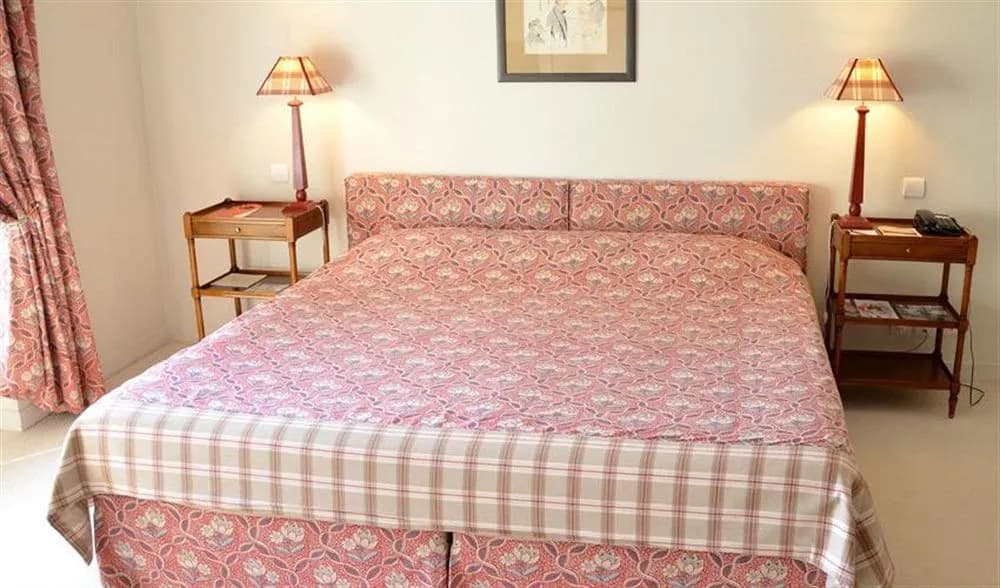Hôtel Villa Navarre - Miniature 6