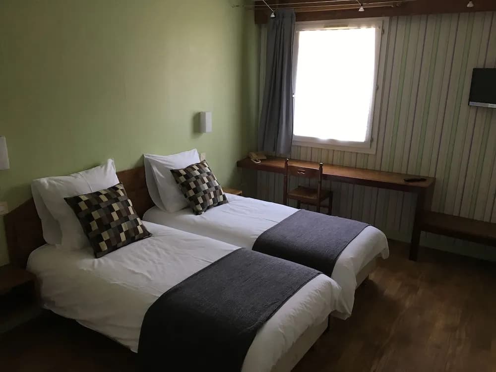 Hôtel Le Dauphin - Photo 2