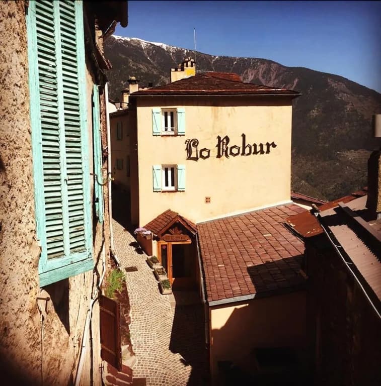 Auberge Lo Robur - Photo 1