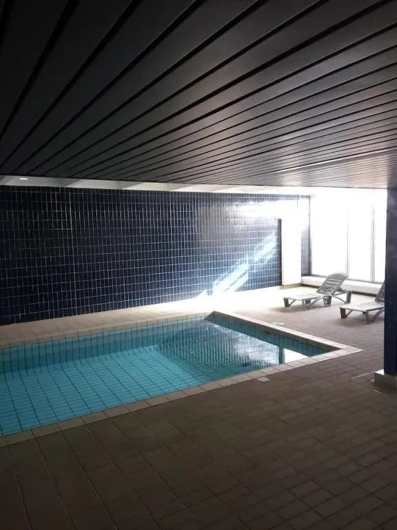 Appartement 2 pieces 40 m2, dans hyper centre, avec piscine au rez de chaussee - Miniature 6