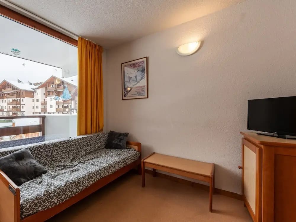 Apartment in France With Ski Slope Access - Photo 3