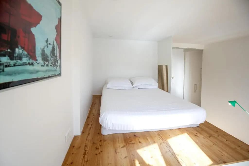 Place Saint Michel Apartment - Photo 4