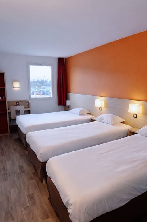 Hotel HubOne3 Istres - Miniature 7