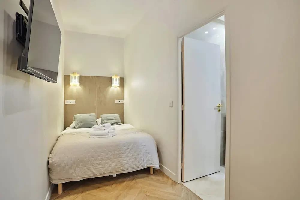 Spacious Apartment With AC - Center of Paris - Photo 1