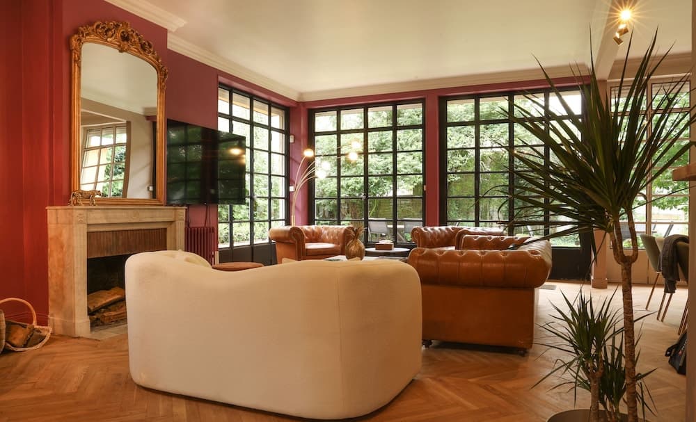 Erawan Boutique Hotel - Photo 1