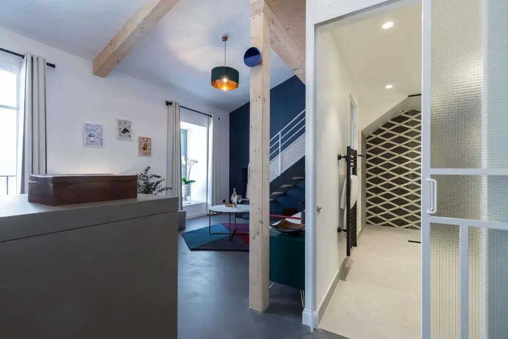 L'Abeille Boutique Apartments - Miniature 8
