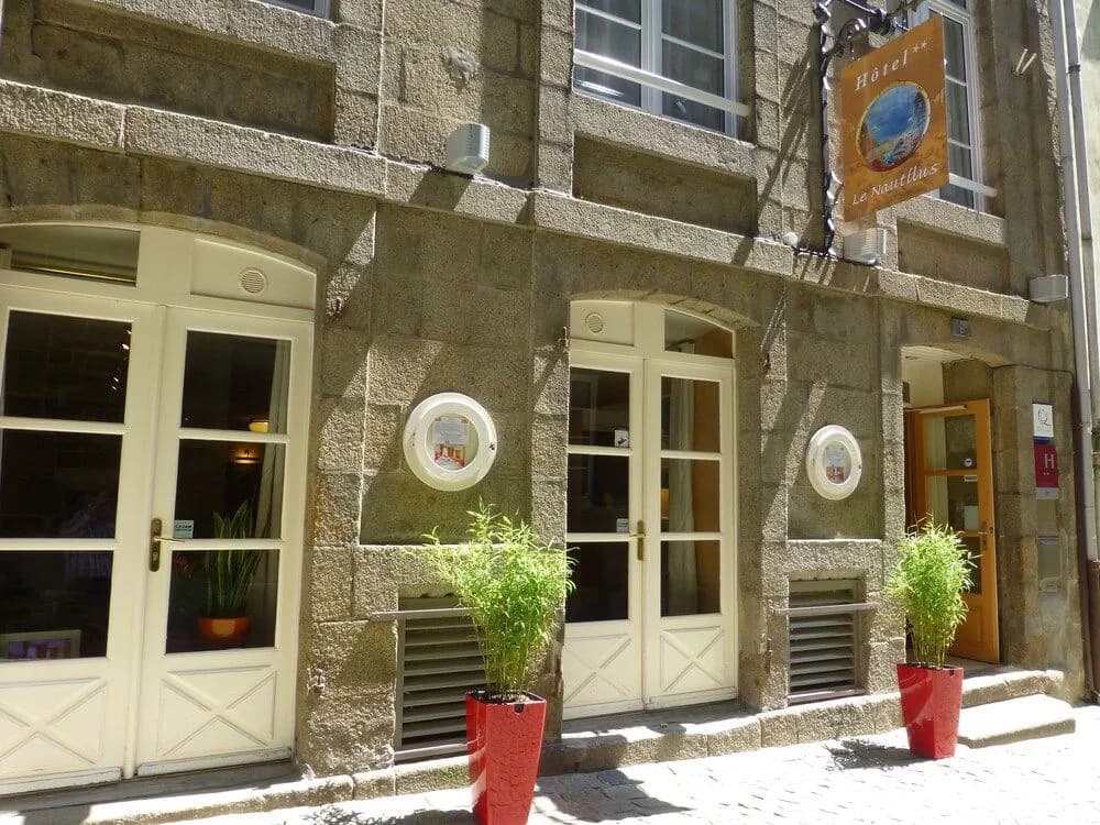 Hôtel Le Nautilus - Photo 1