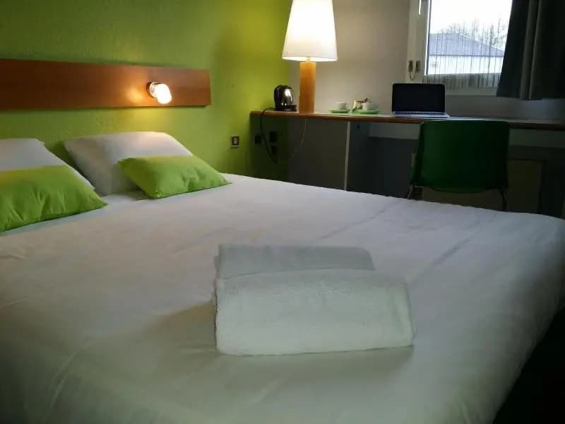 Forest Hotel - Photo 3