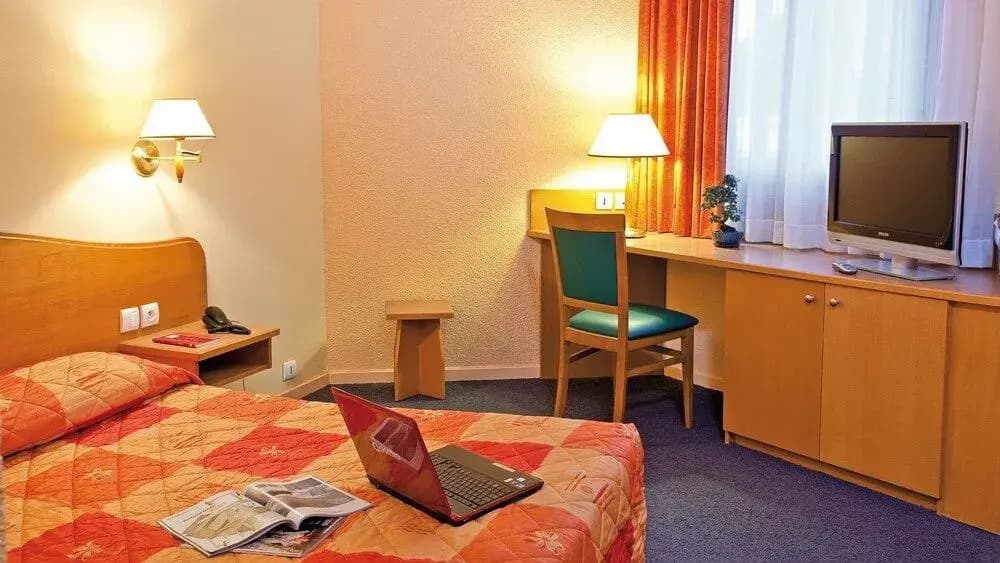 Logis Hotel L'Embarcadère - Photo 5