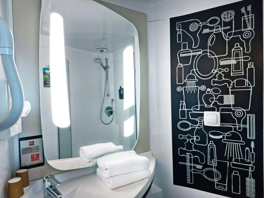 ibis budget Caen Porte de Bretagne - Miniature 8