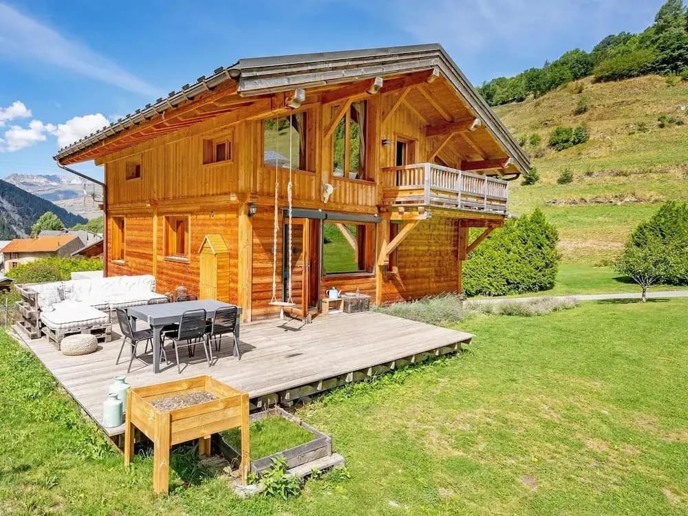 Chalet in Moulin With Sauna & Stunning Views - Miniature 8