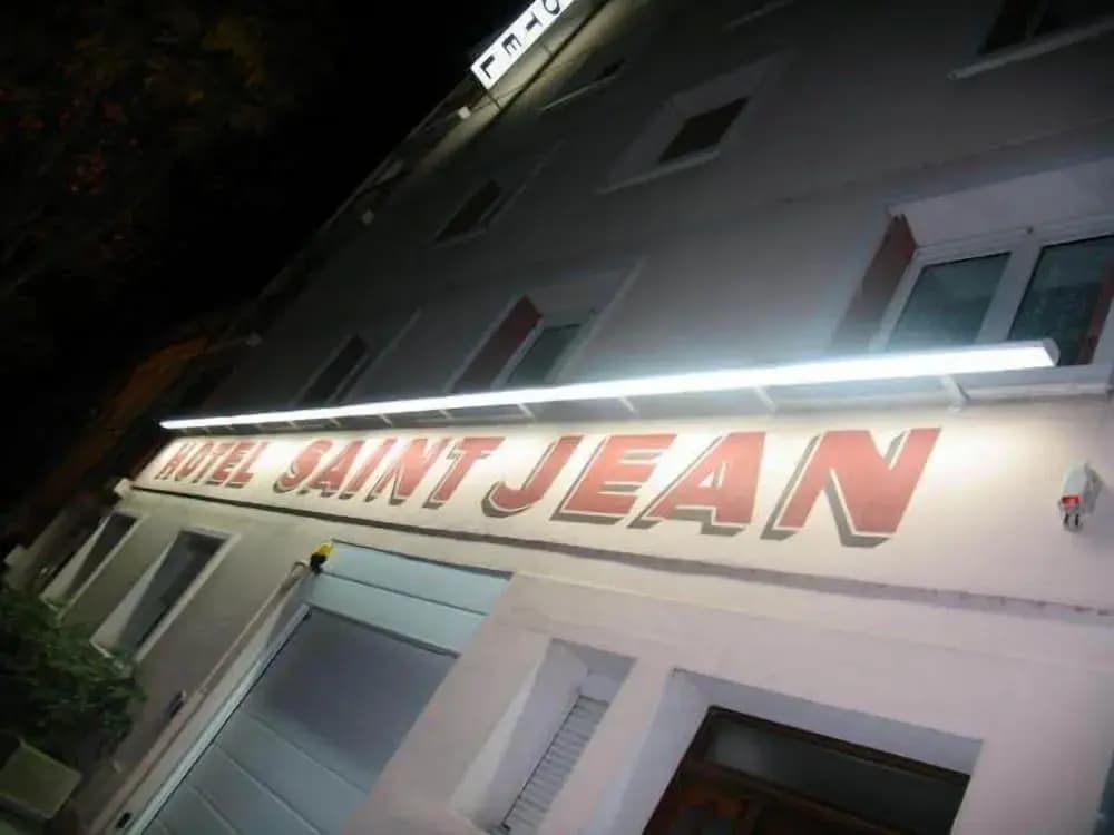 Hôtel Saint Jean - Photo 1