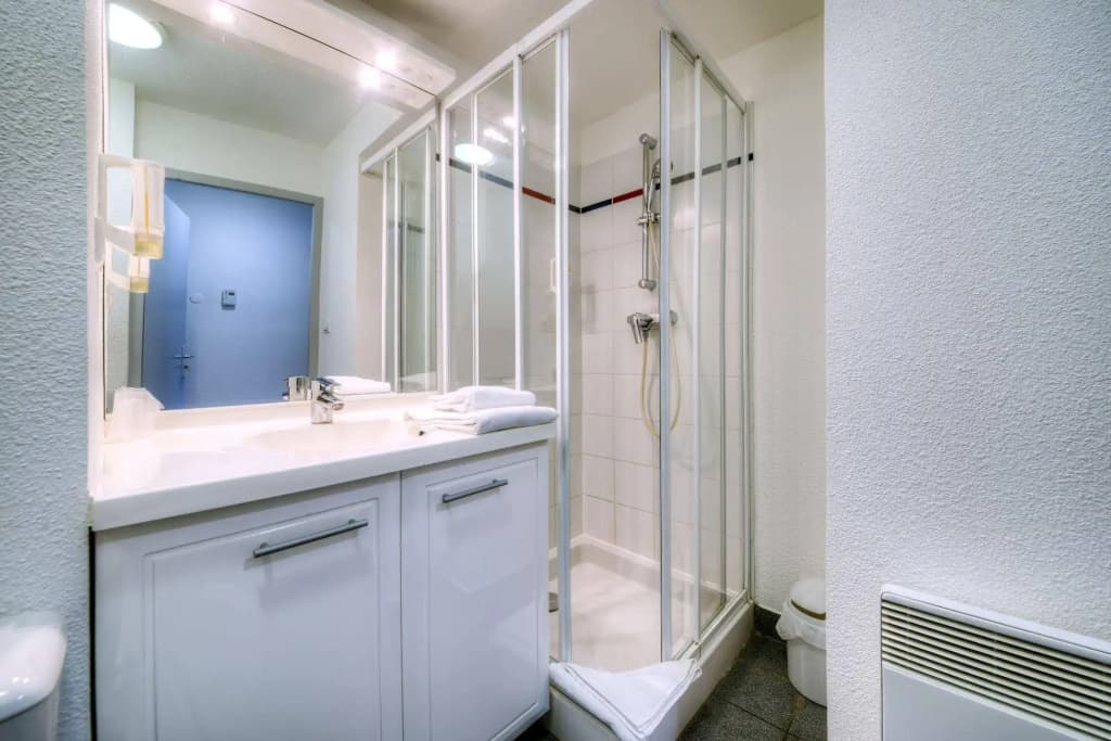 Comfort Aparthotel Besancon La City - Miniature 8