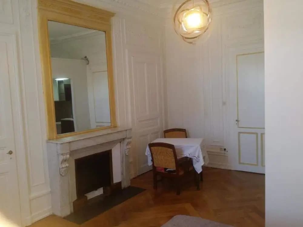 Hôtel Savoy - Photo 2