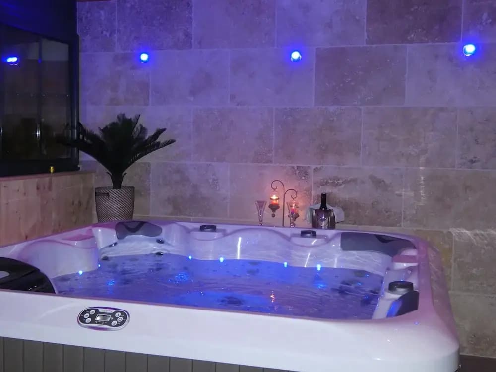 Charme Spa dans un domaine d'élevage - Miniature 8