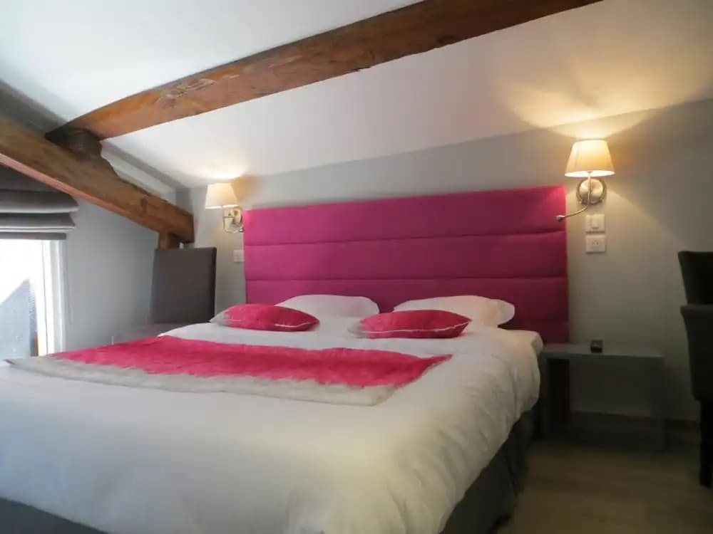 Auberge Bressane de Buellas - Photo 3