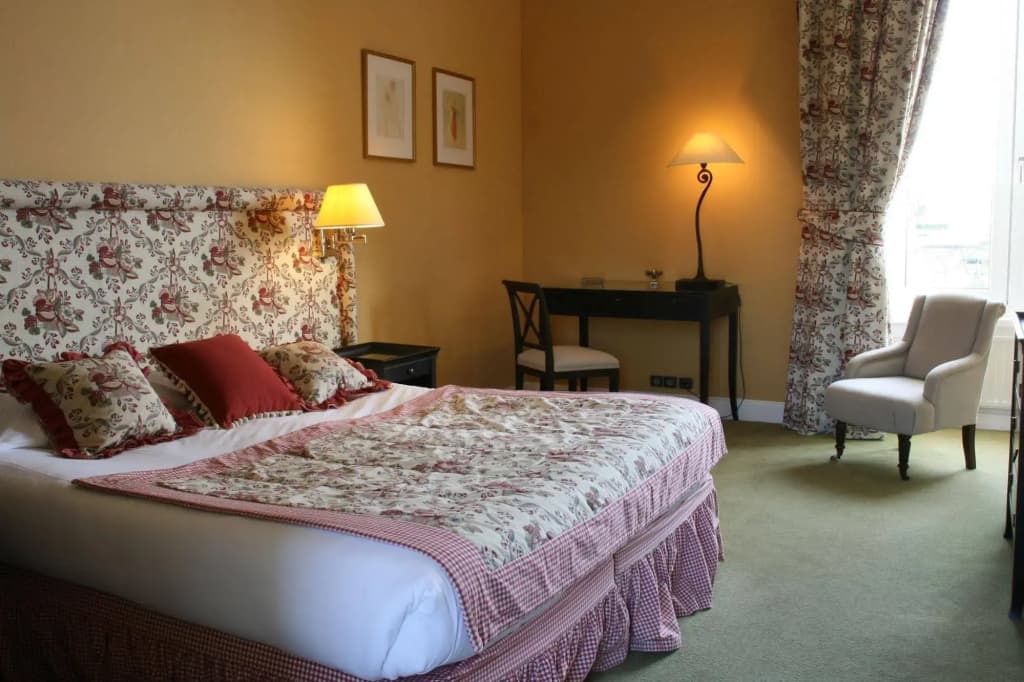Grand Hotel "Château de Sully" - Piscine et Spa - Photo 5