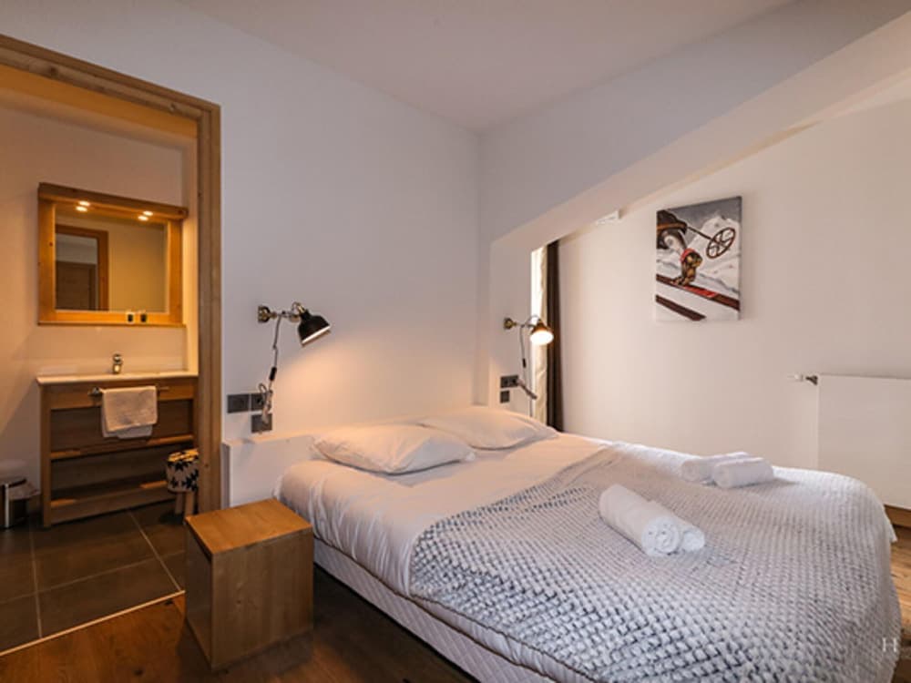 Chalet in Combloux With Mont-blanc Views - Miniature 8