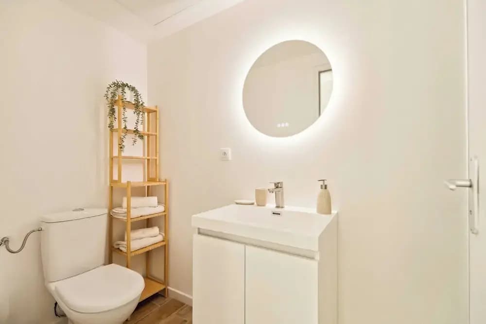 Elegant Appt- AC- 1br/2p - Centre St Tropez - Miniature 7