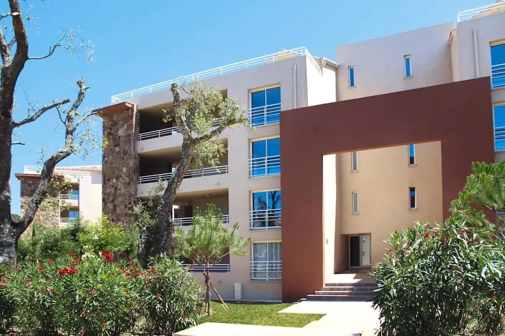 Apartment in Corsica Near Palombaggia Beach - Photo 1