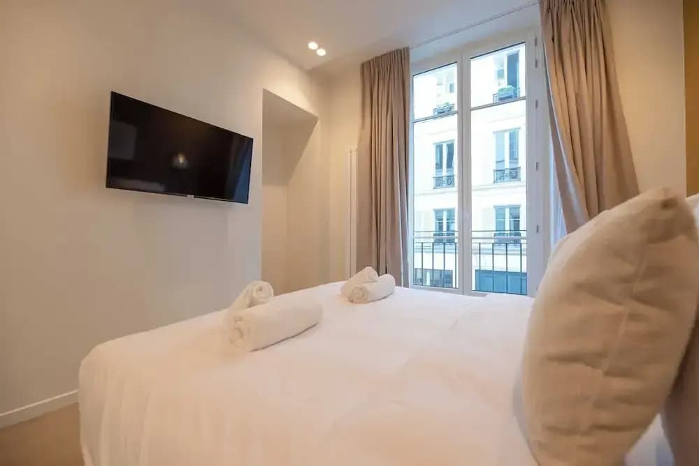 Elegant Apt With AC - 2br-6p -palais Garnier - Miniature 8