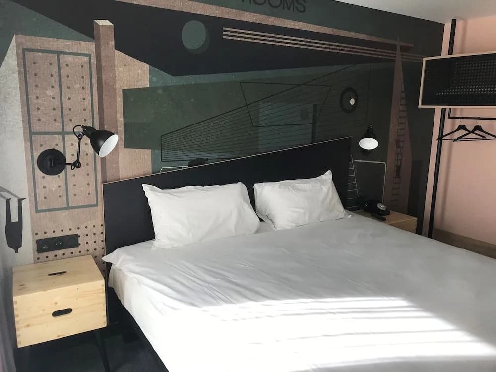 Ibis Styles Dreux Centre Gare - Photo 2