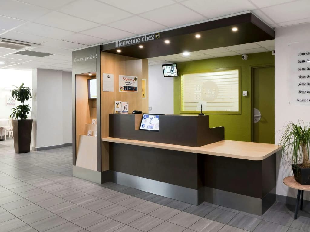 B&B HOTEL Lyon Sud Etats-Unis - Photo 2