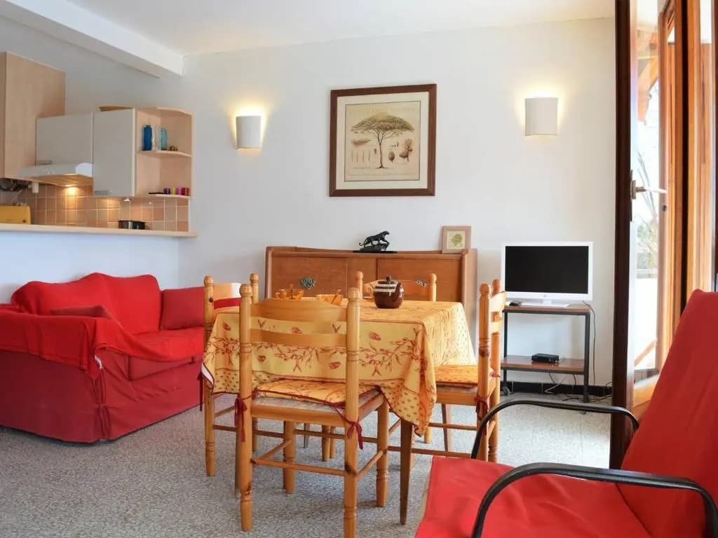 Appartement Le Lavandou, 2 pièces, 4 personnes - FR-1-251-258 - Photo 2