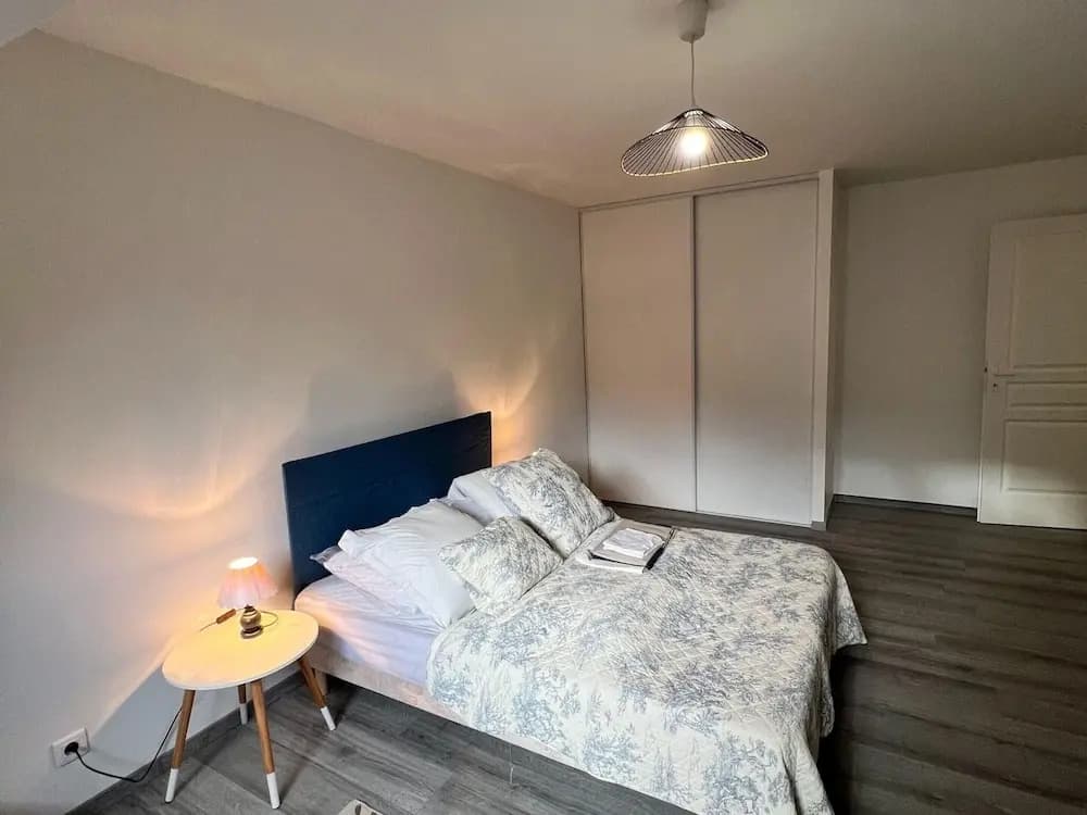 Stylish Stay in Central Sedan - Photo 2
