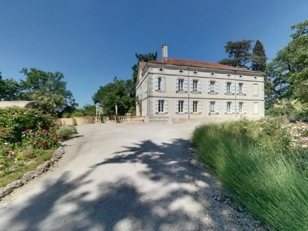Le Manoir Saint Jean - Photo 1