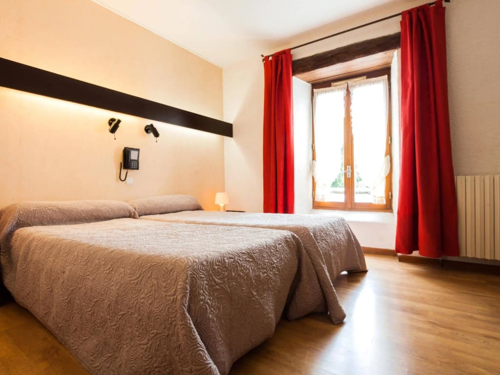 Auberge du Peras - Photo 2