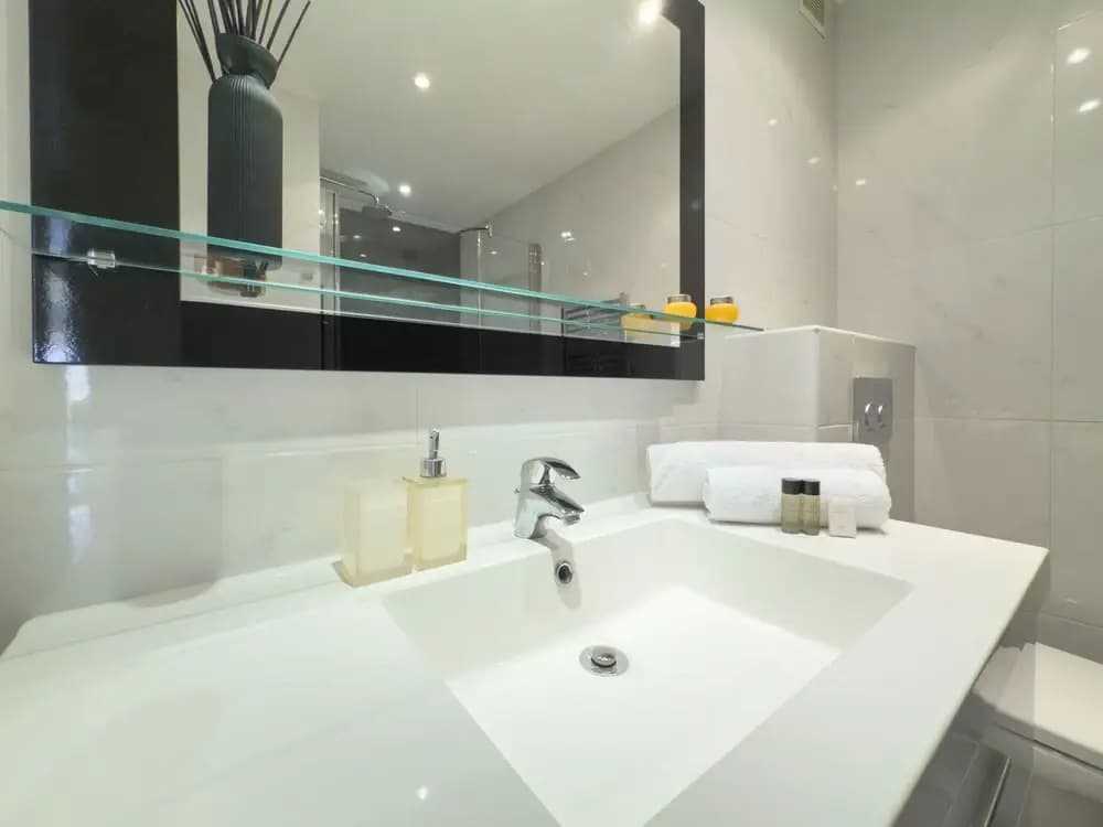 L Artiste in Cannes With 3 Bedrooms and 3 Bathrooms - Miniature 8