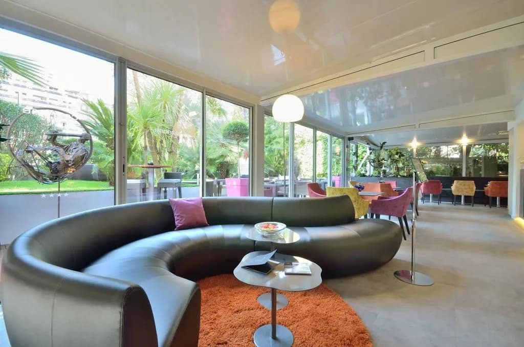 Hotel Cezanne - Photo 1
