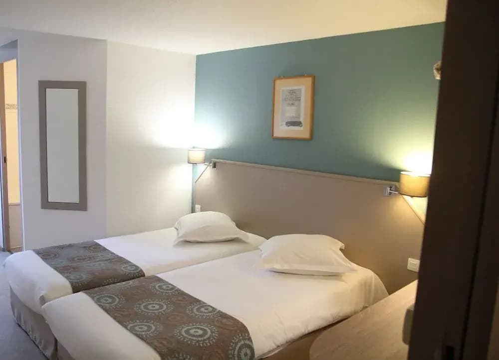 Doubs Hotel - Hostel - Photo 3