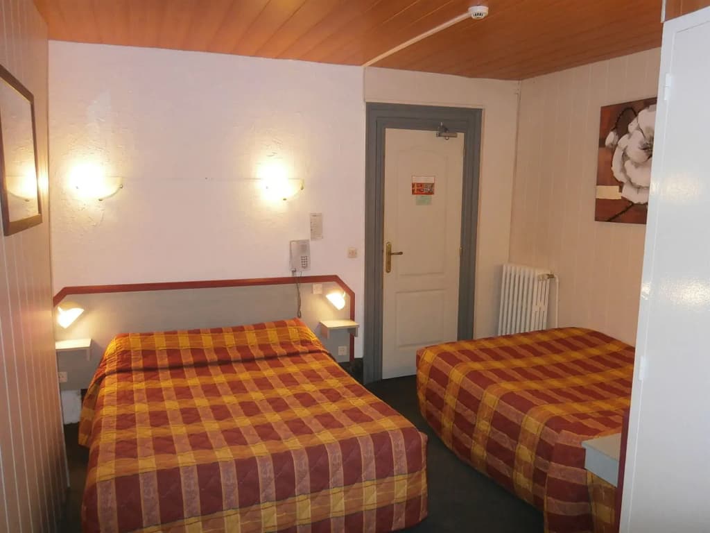 Hôtel Beauséjour - Photo 3