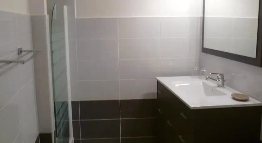 Karolina Properties - Misericorde Appartements - Photo 5