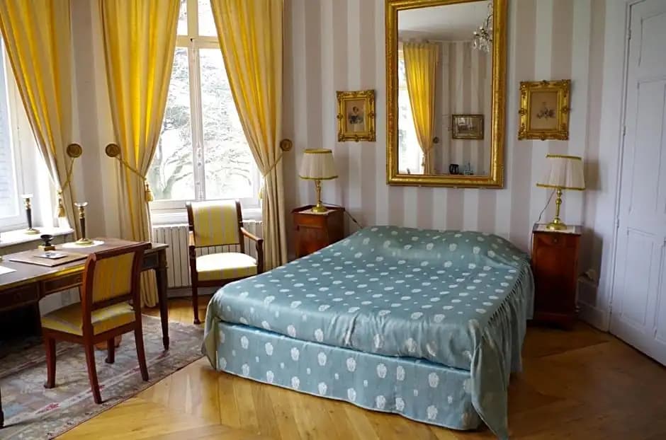Château de Varambon - Miniature 6