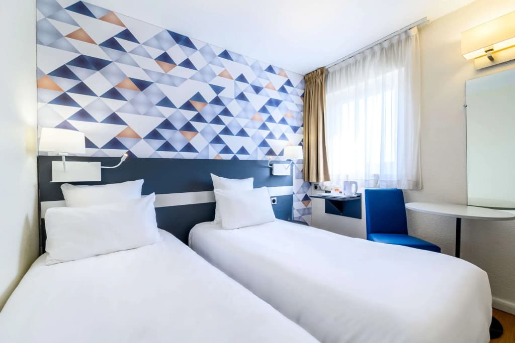 Comfort Hotel Paris Porte D'Ivry - Photo 2